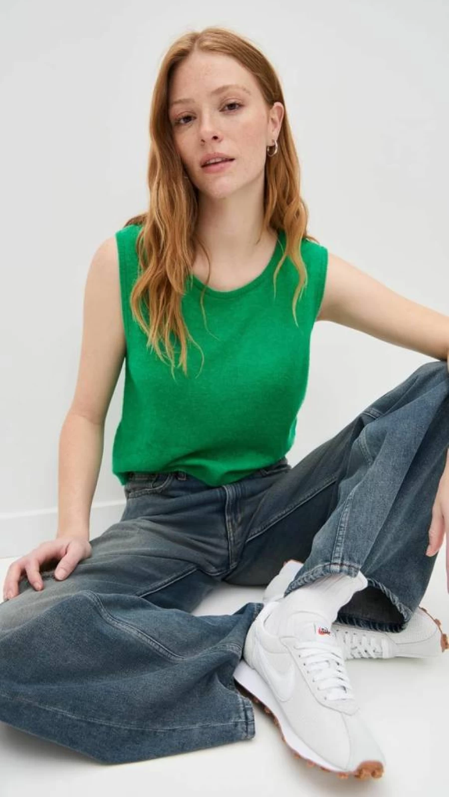 American Vintage Women's Cable Knit Sweater Vest - Casual Chic Pullover Sleeveless Top