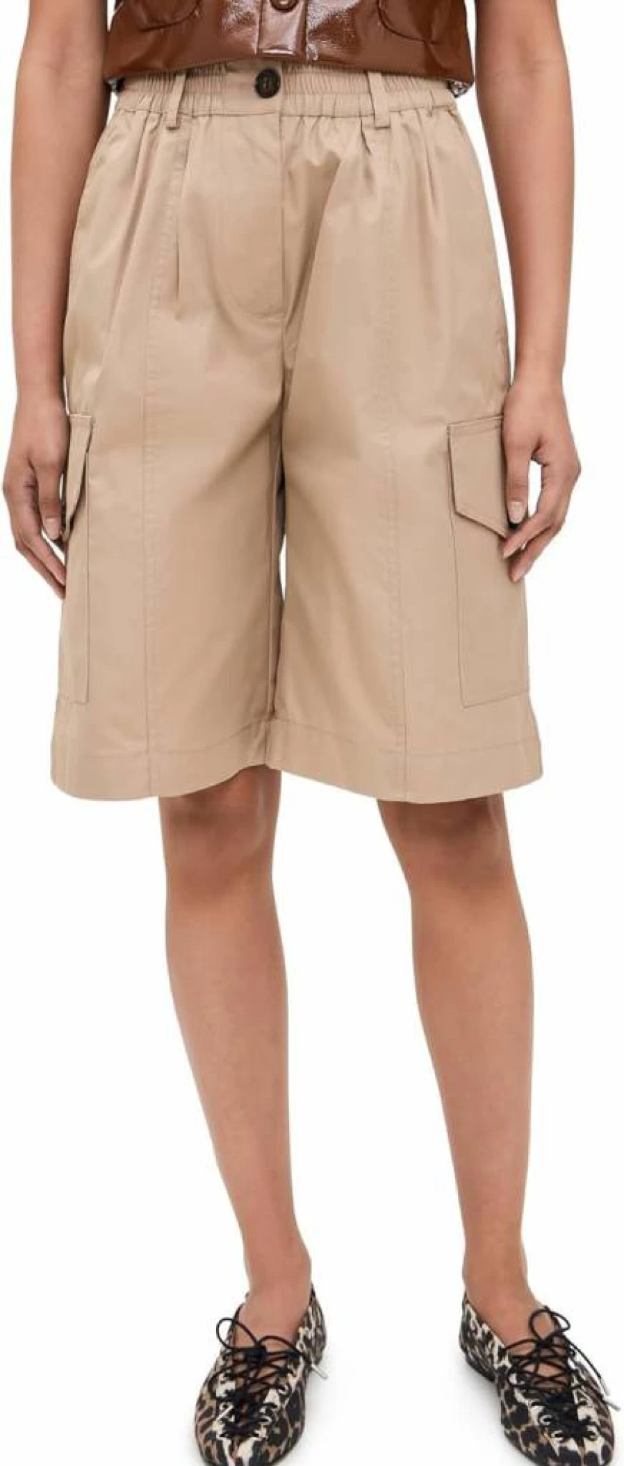BAUM UND PFERDGARTEN Women's Neeto High-Waisted Shorts - Trendy Summer Casual Denim Shorts