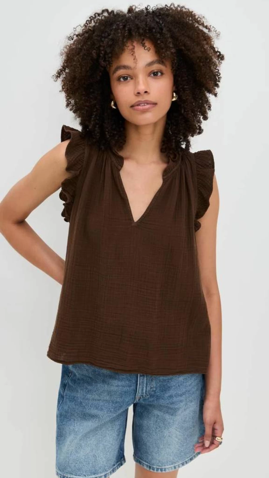 XIRENA Women's Bex Top - Stylish Casual Blouse for Women