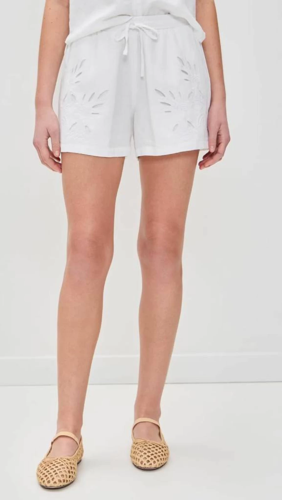 Splendid Women's Cayden Embroidered Denim Shorts - High-Waisted Summer Fashion