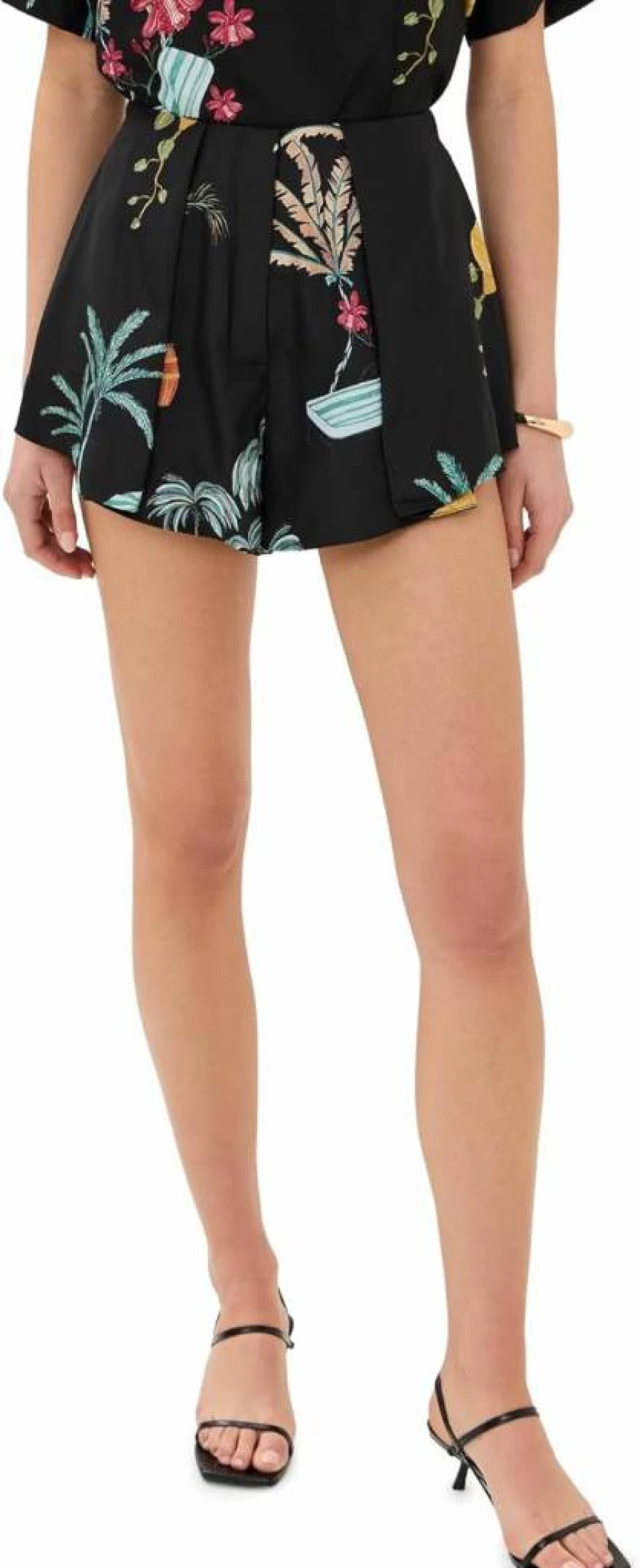 Isla & White Women's Paloma High-Waisted Summer Shorts - Comfortable Casual Denim Shorts for Women